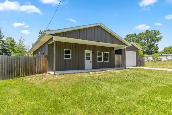 335 N 2nd Street, Stanton, MI 48888