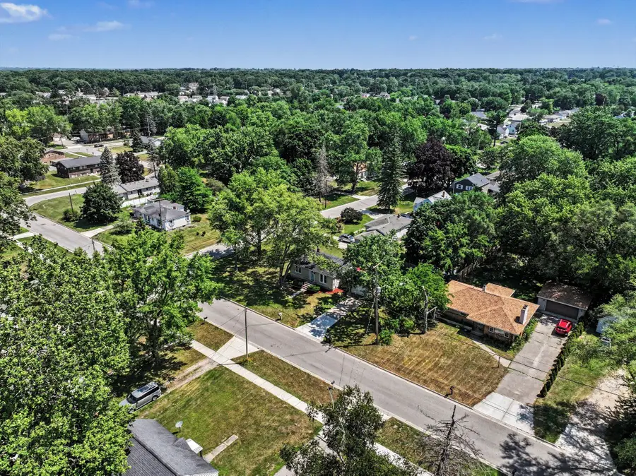 5134 Heyboer Avenue Se, Grand Rapids, MI 49548 - #2