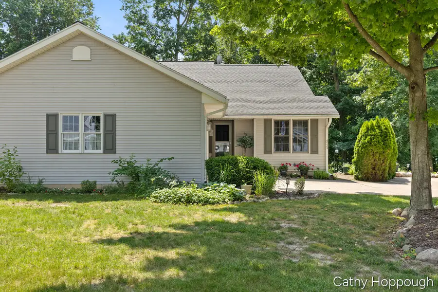 6733 Beechwood Drive, Saranac, MI 48881 - #2