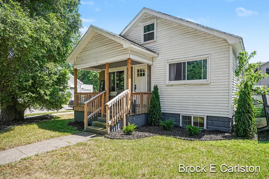 855 Windsor Avenue, Muskegon, MI 49441 - #3