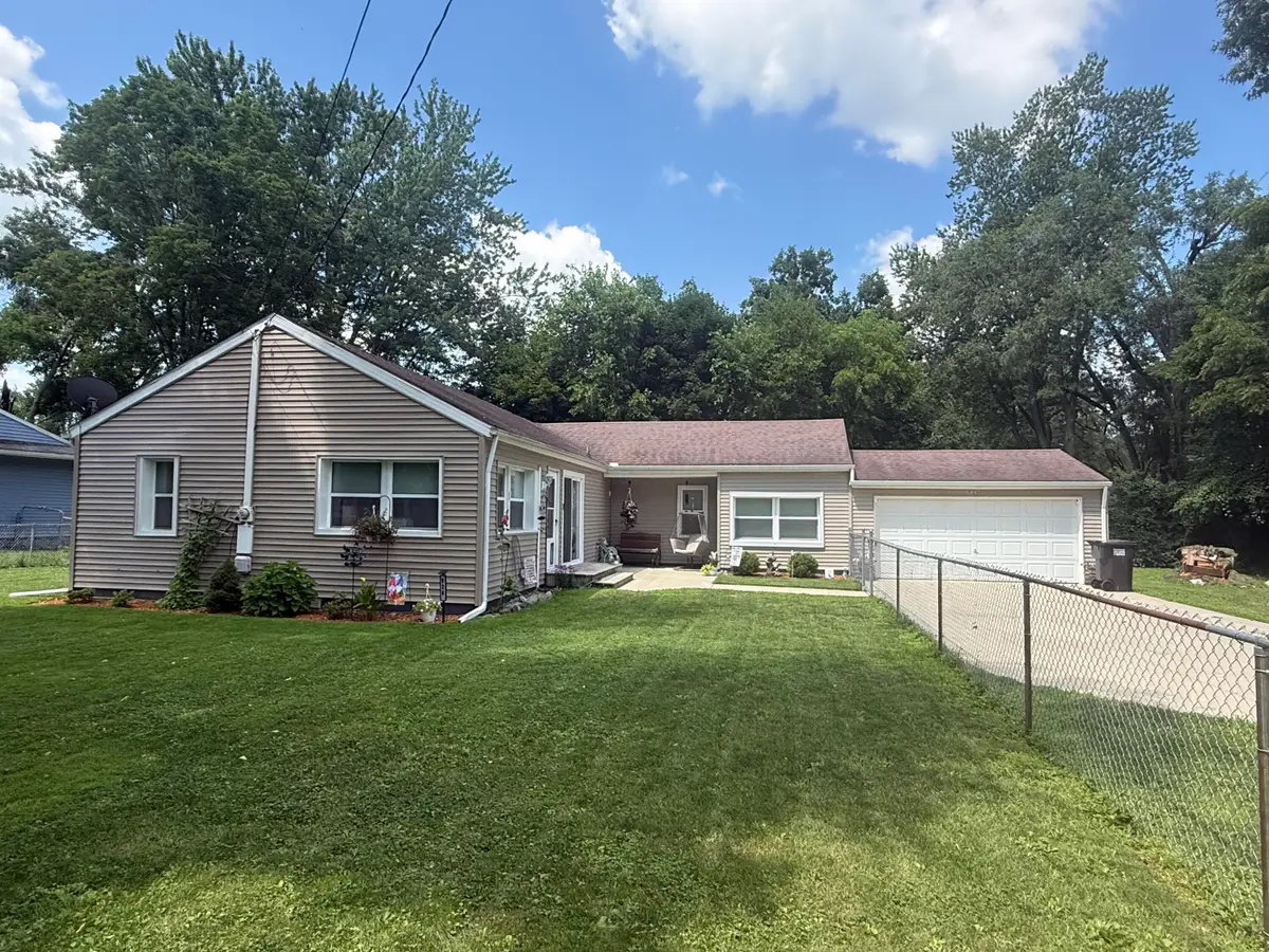 926 Bryant Avenue, Jackson, MI 49202 - #1