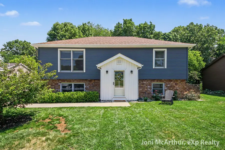 238 Childsdale Avenue Ne, Rockford, MI 49341 - #2