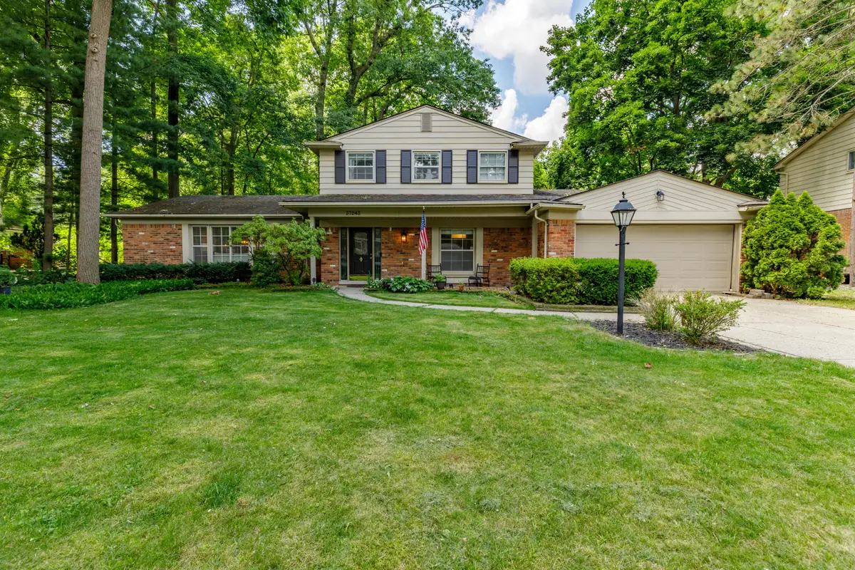 37243 Maple Leaf Court, Clinton Township, MI 48036 - #1