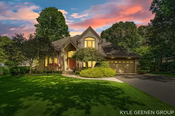 3970 Lake Point Drive, Muskegon, MI 49441