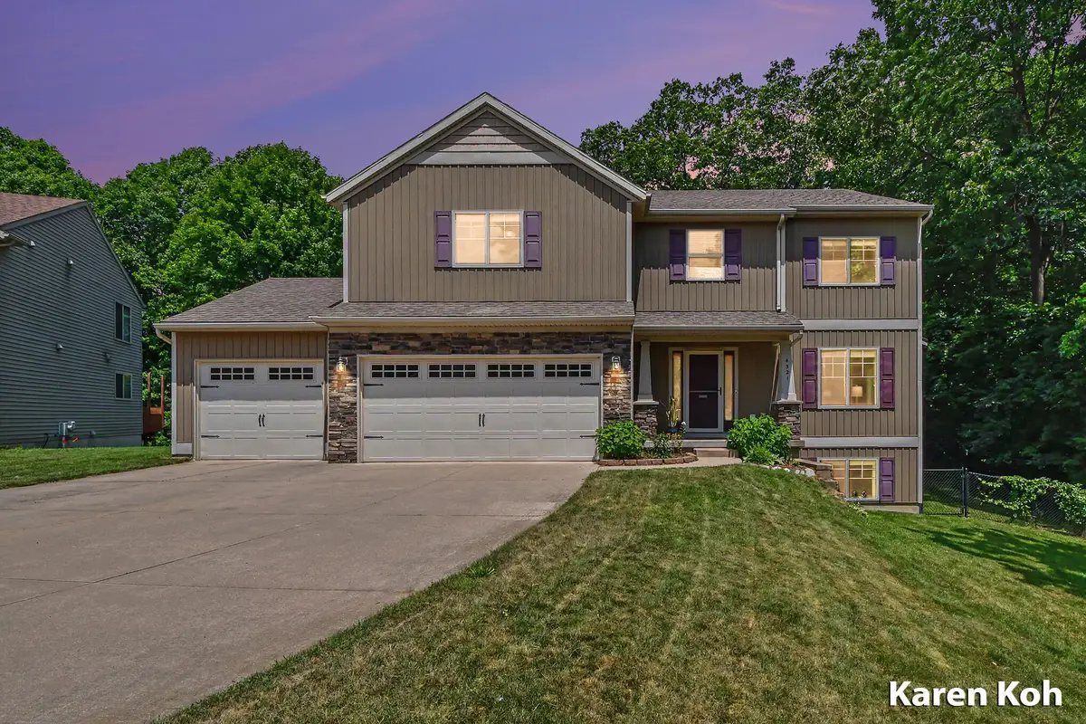 4521 Burton Forest Court Se, Grand Rapids, MI 49546 - #1