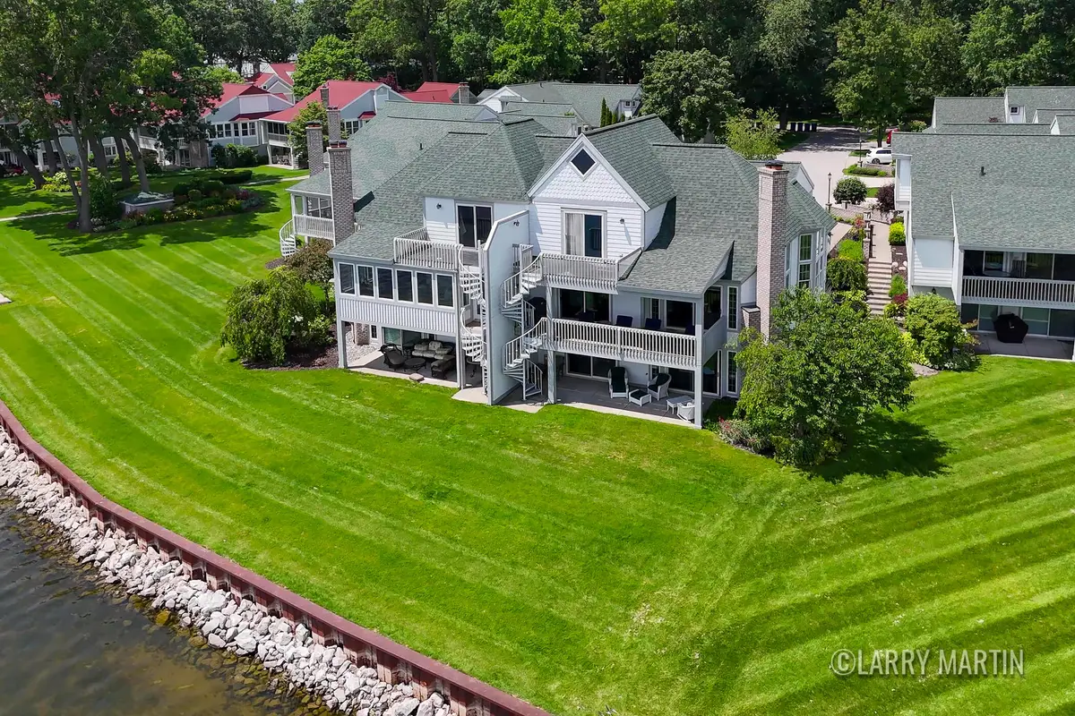 16952 Landing Drive, Spring Lake, MI 49456 - #1