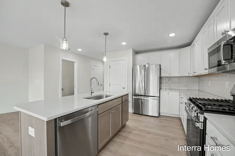 916 Indiana Avenue #15, South Haven, MI 49090 - #3