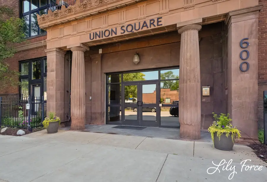 600 Broadway Avenue Nw #208, Grand Rapids, MI 49504 - #3