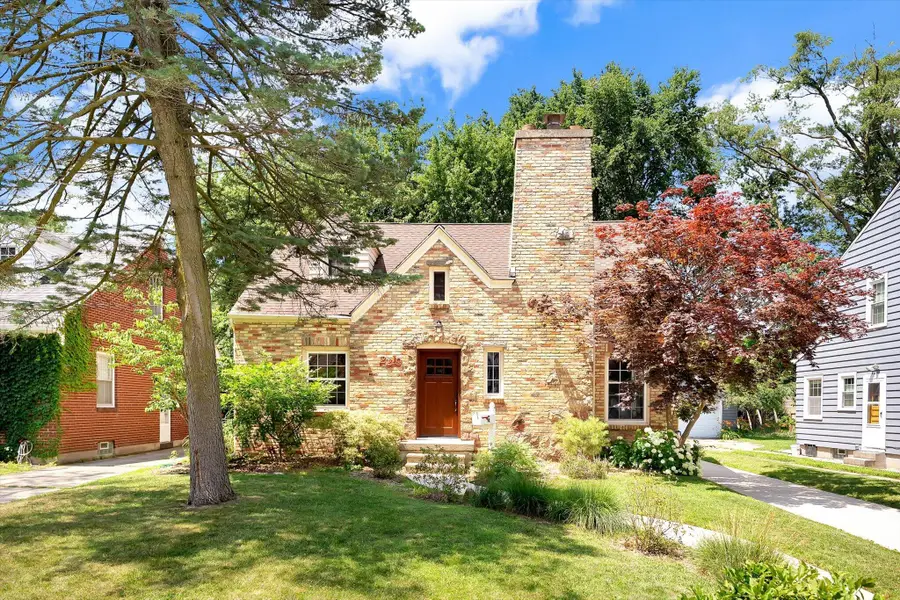 2219 College Avenue Se, Grand Rapids, MI 49507 - #3