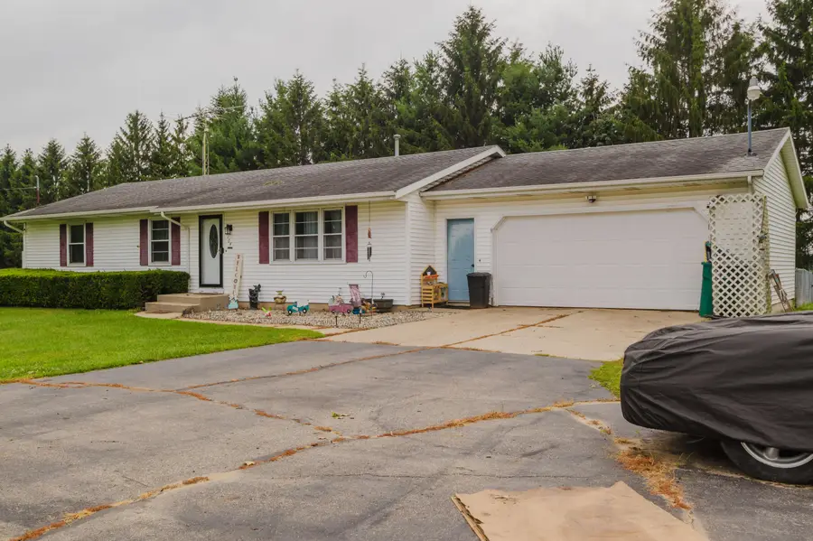 51104 Silver Street, Three Rivers, MI 49093 - #2