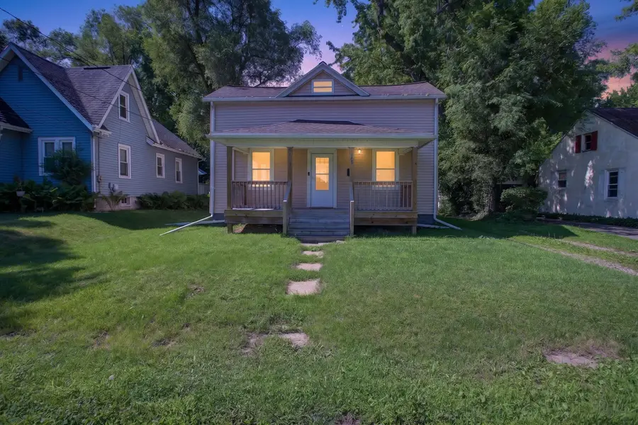 105 Avondale Avenue, Jackson, MI 49203 - #3