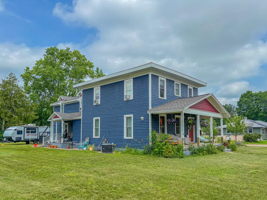 326 W Bridge Street, Big Rapids, MI 49307 - #2