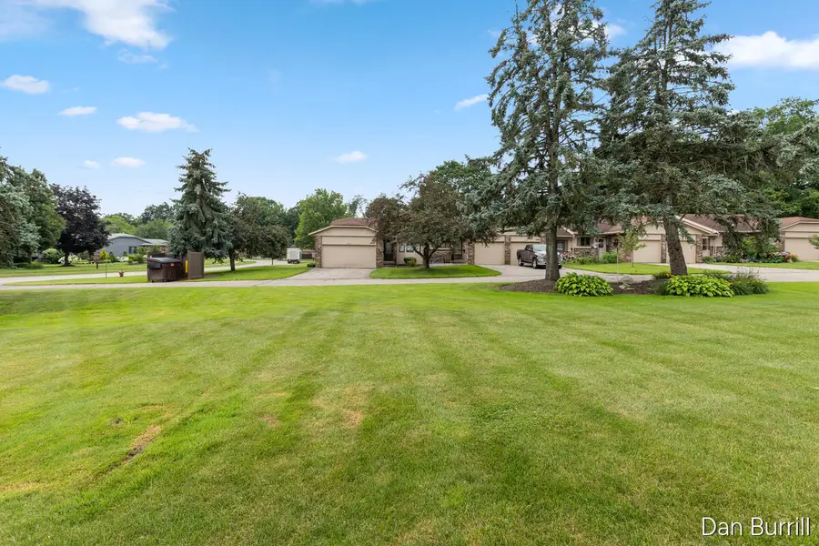 8511 SW Elkwood Drive Sw, Byron Center, MI 49315 - #2