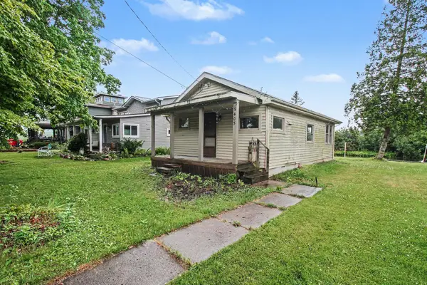 9405 Linck Drive, Pinckney, MI 48169