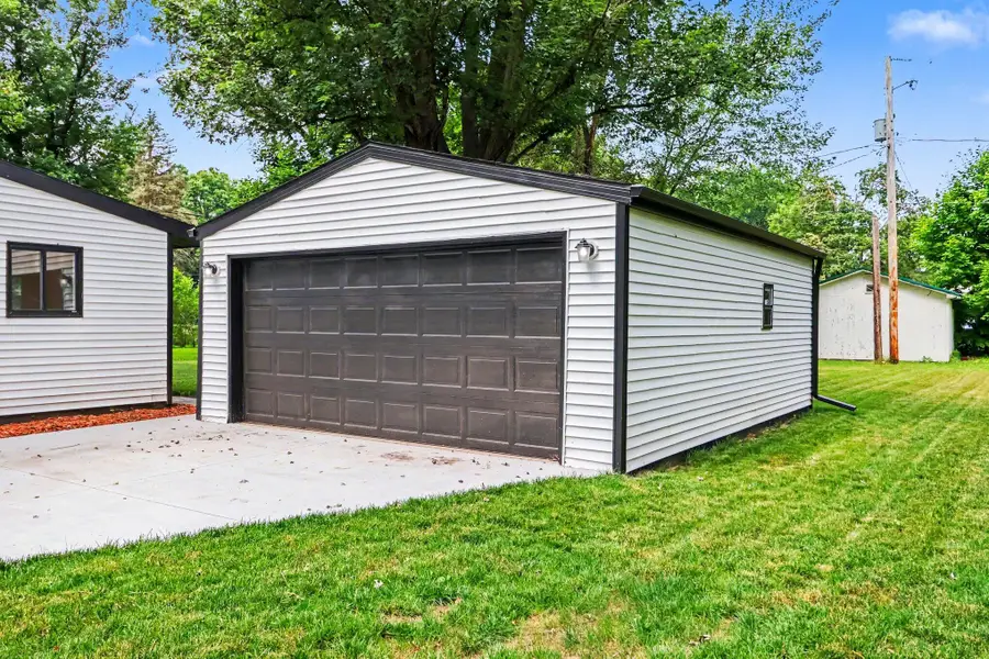 709 11th Street, Three Rivers, MI 49093 - #2