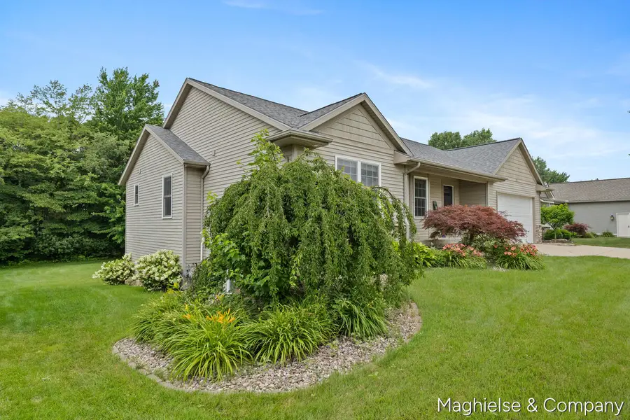 8665 Shore Way Drive Sw, Byron Center, MI 49315 - #2