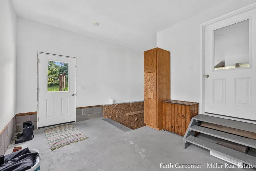 3062 W Cloverdale Road, Delton, MI 49046 - #3