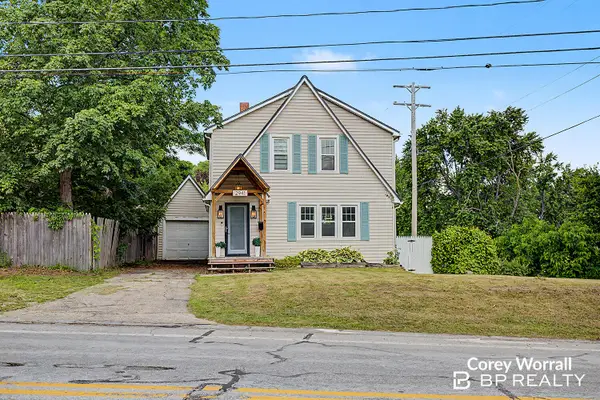 2941 Coit Avenue Ne, Grand Rapids, MI 49505