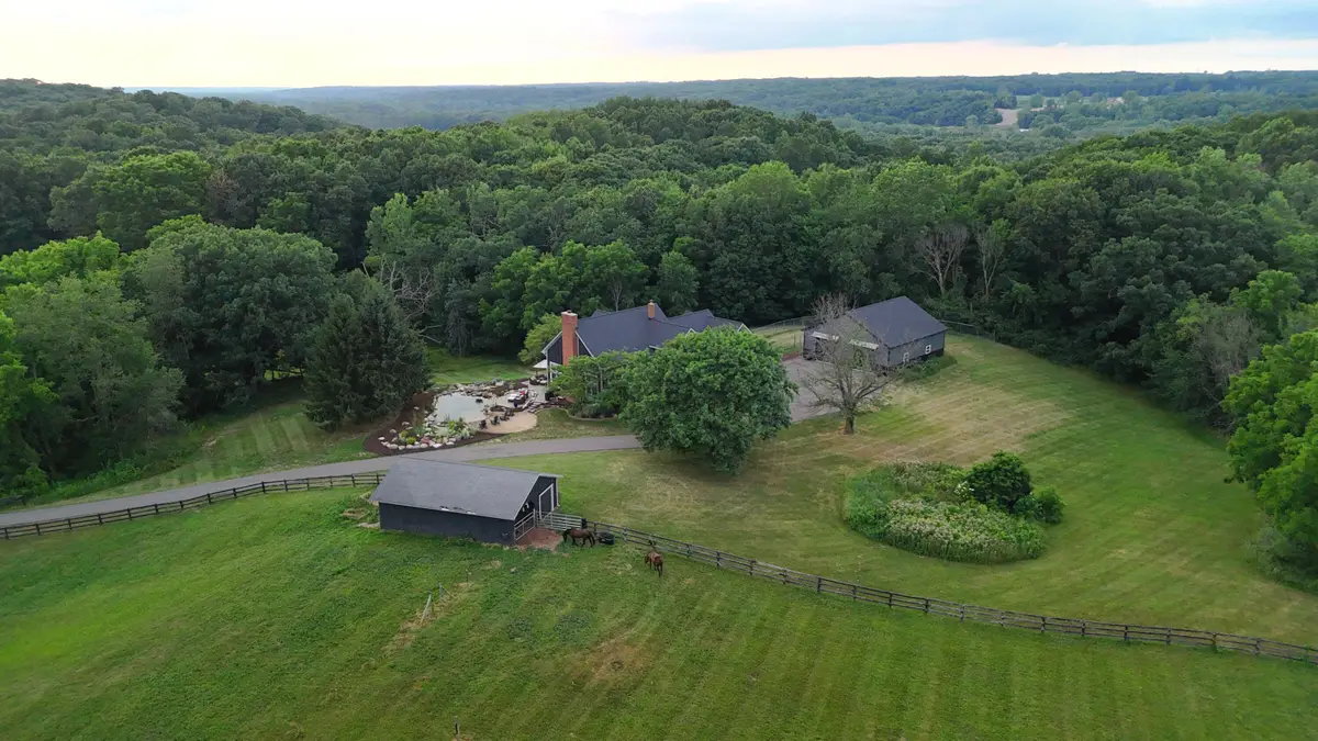 2714 Snow Avenue Se, Lowell, MI 49331 - #1