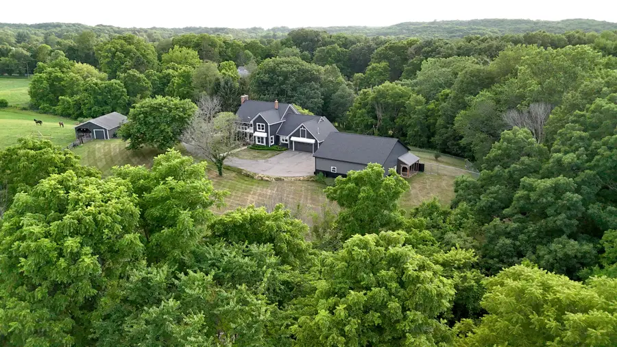 2714 Snow Avenue Se, Lowell, MI 49331 - #2