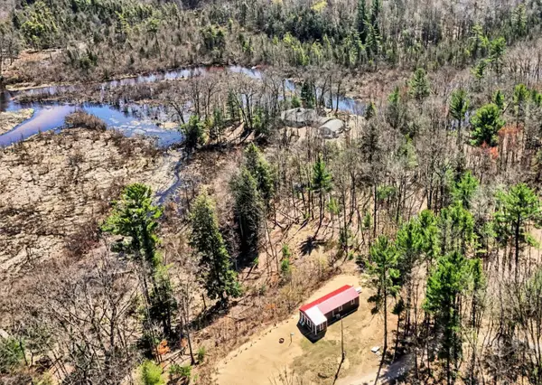 7364 N Northern Drive, Pentwater, MI 49449