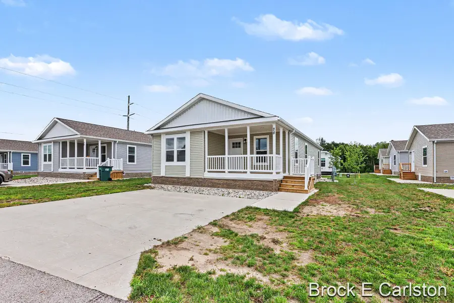 1283 E Ellis Road #28, Norton Shores, MI 49441 - #2