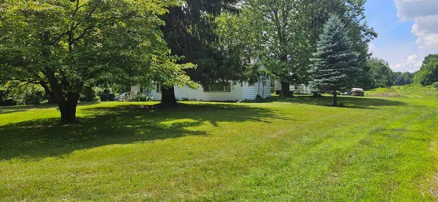 2335 N 33rd Street, Galesburg, MI 49053 - #2
