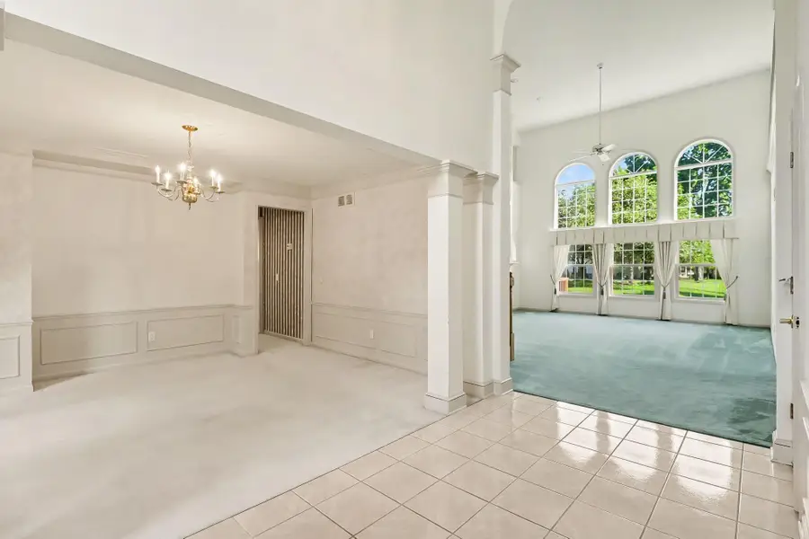 39728 Dun Rovin Drive, Northville, MI 48168 - #3