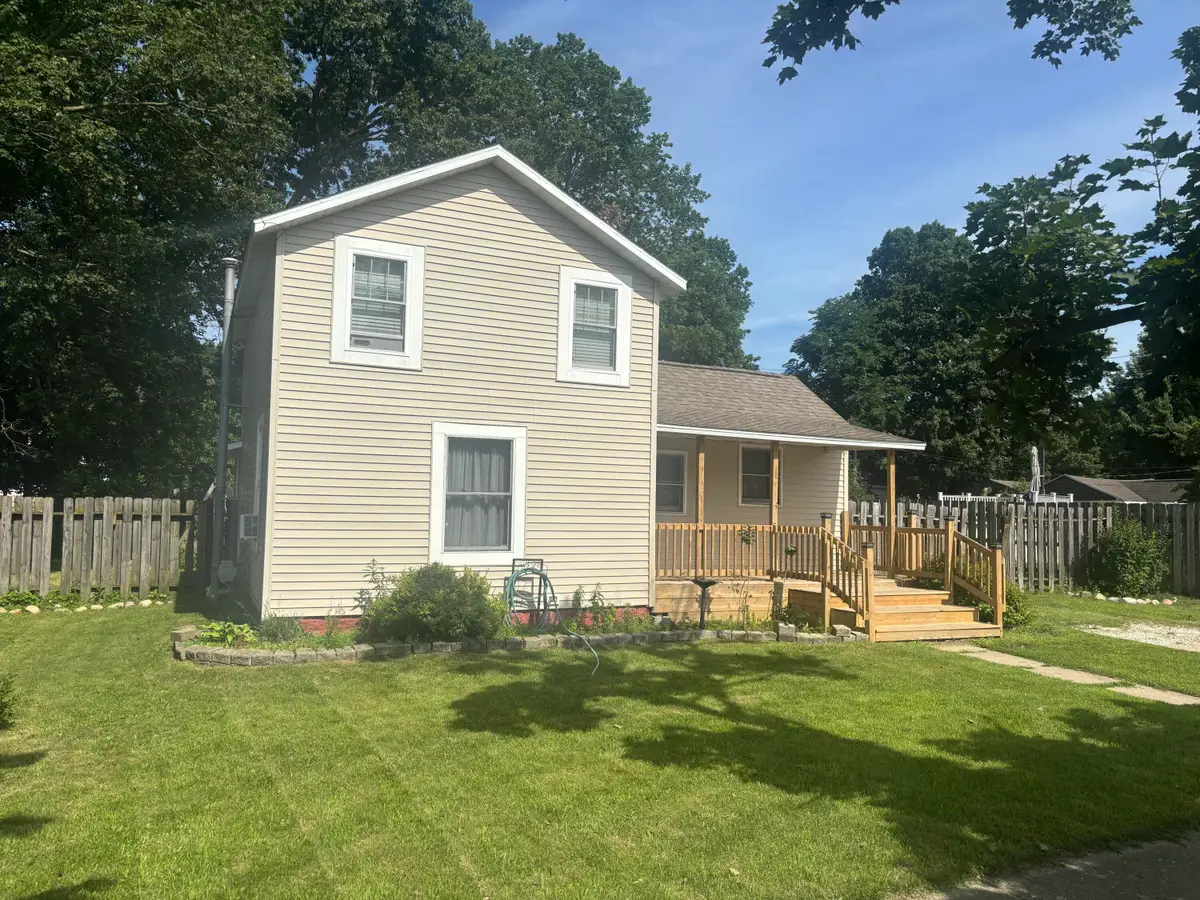121 S Railroad Street, Lawton, MI 49065 - #1