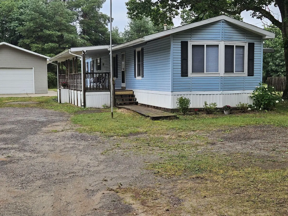 14166 Red Pine Drive Nw, Kent City, MI 49330 - #1