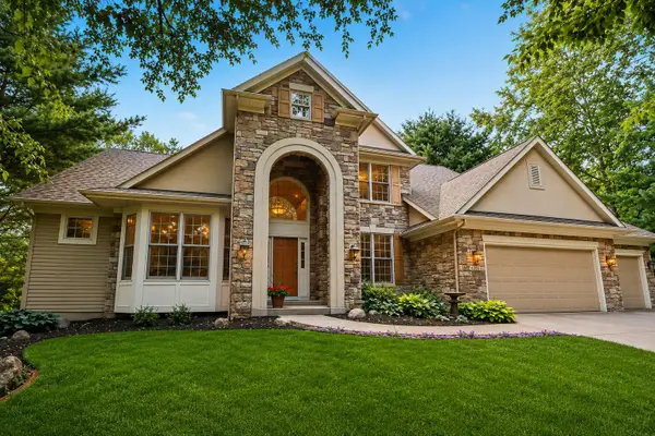8203 Barony Point, Mattawan, MI 49071