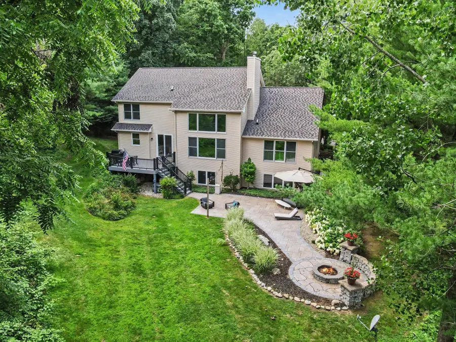 8203 Barony Point, Mattawan, MI 49071 - #3