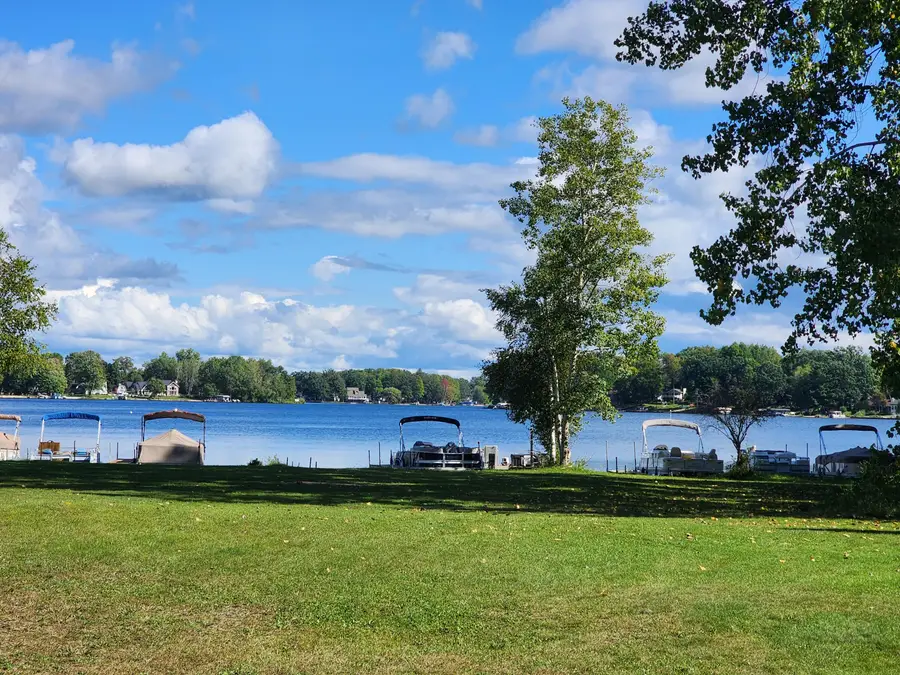 8385 Alberta Street, Canadian Lakes, MI 49346 - #3