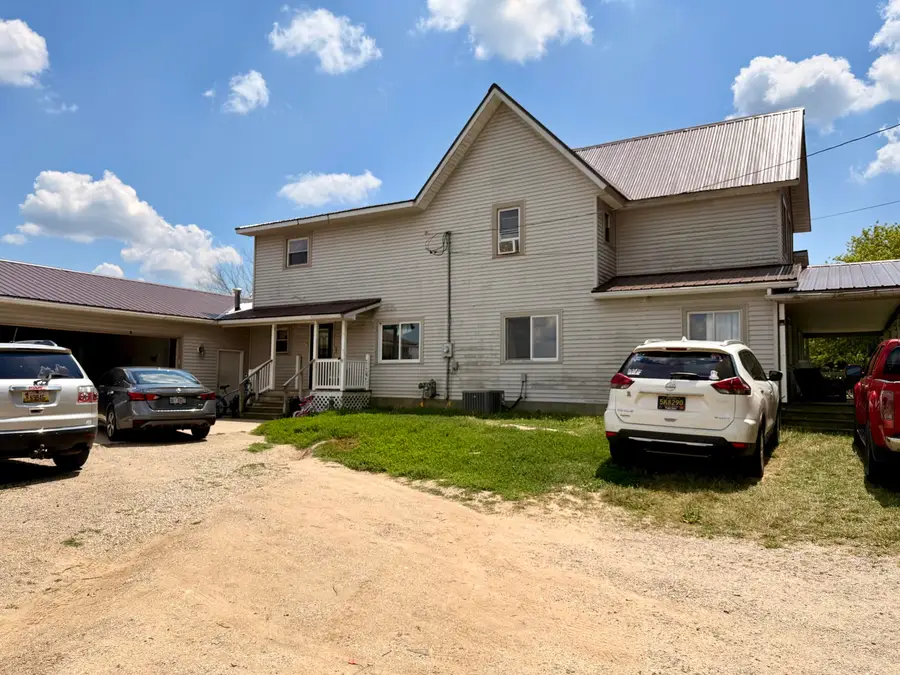 8565 S Mount Hope Road, Carson City, MI 48811 - #2