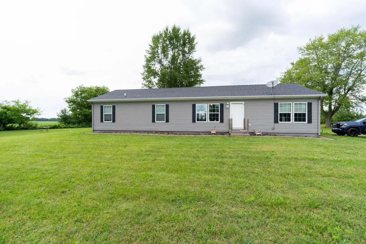 107 10 Mile Road, Union City, MI 49094 - #1