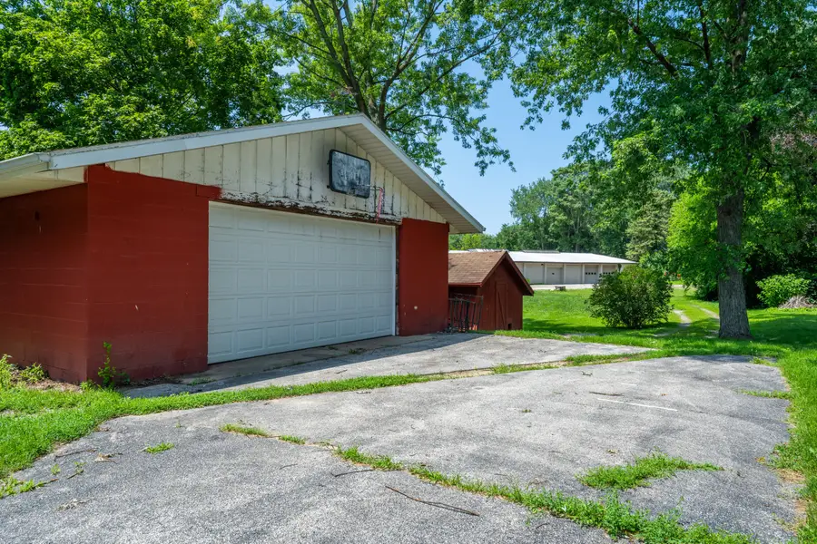 135 W St Joseph Street, Coloma, MI 49038 - #2
