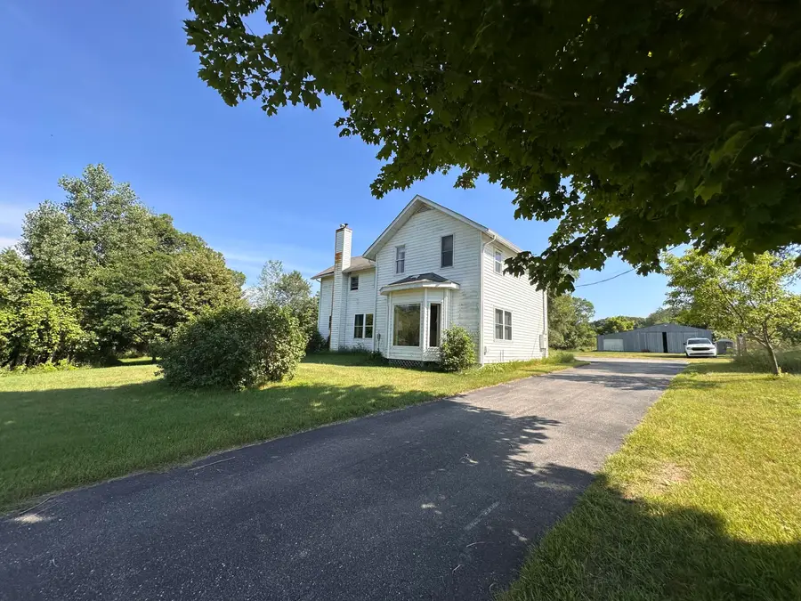5372 W 8th, Fremont, MI 49412 - #2