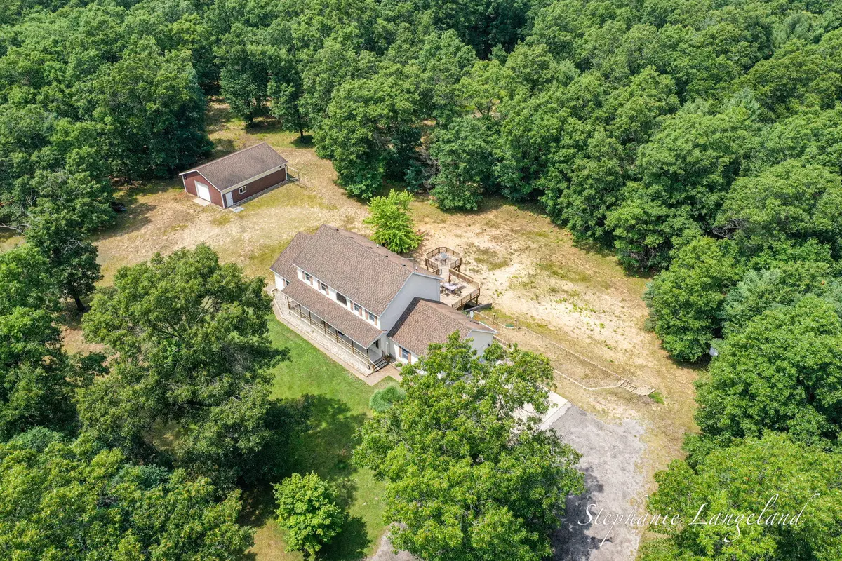 1083 W Holton Whitehall Road, Whitehall, MI 49461 - #1