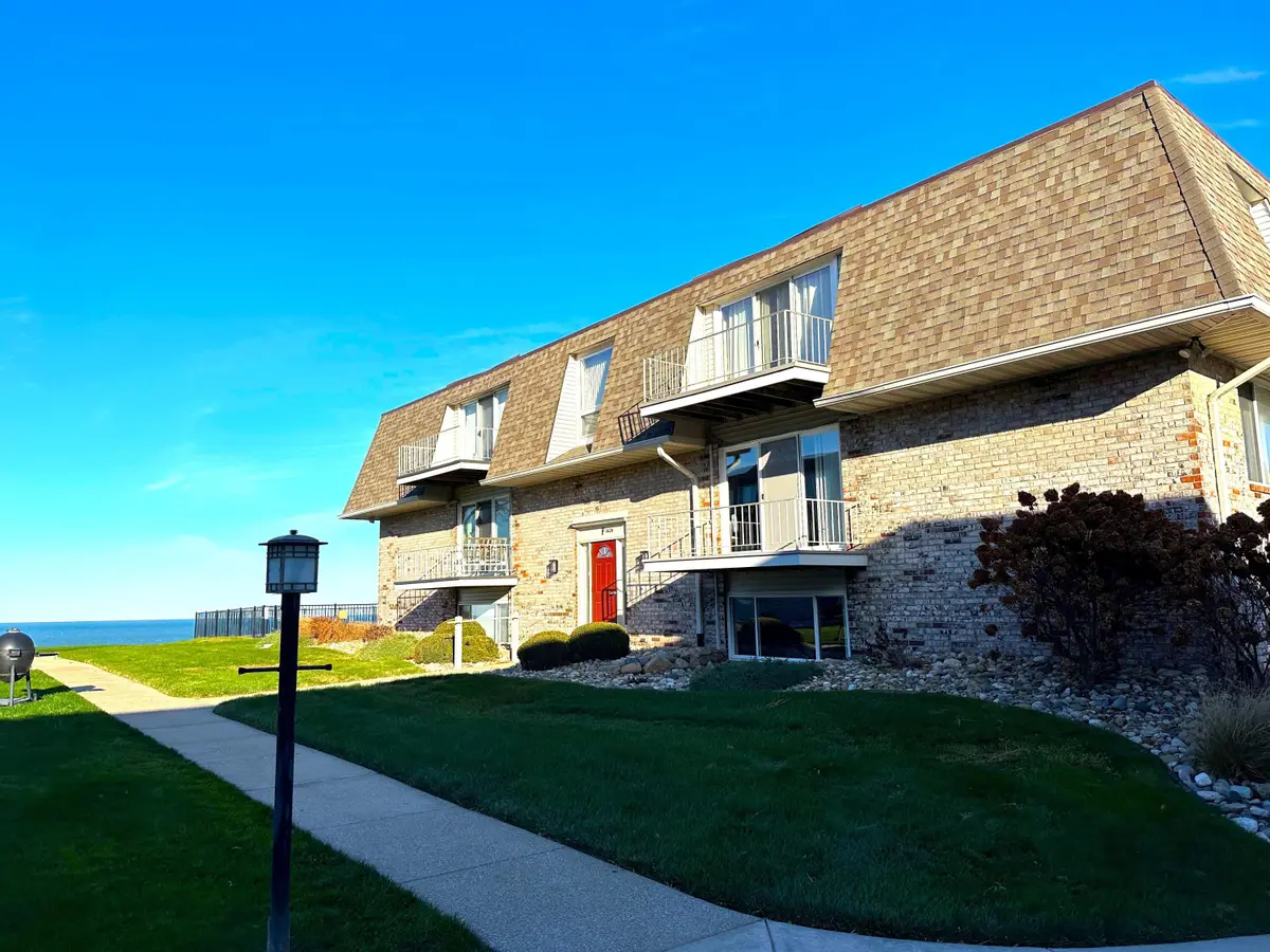 3620 Lakeshore Drive #F3, Saint Joseph, MI 49085 - #1