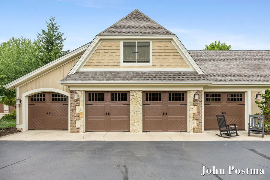 5914 Whitworth Court Se, Grand Rapids, MI 49546 - #3