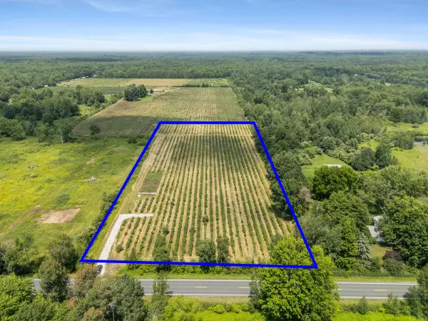 2900 W River Road, Muskegon, MI 49445