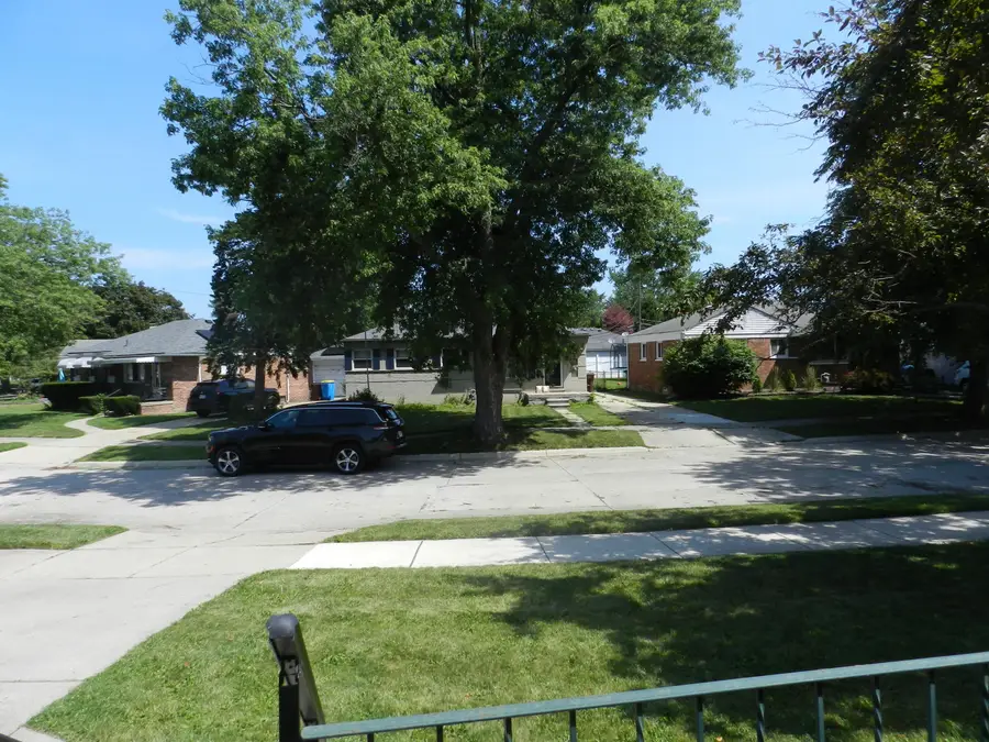 4318 Adams Circle, Wayne, MI 48184 - #3