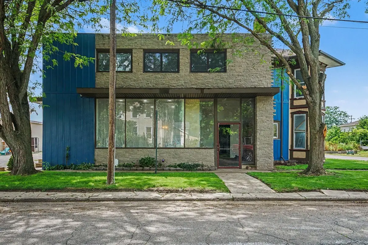 102 N Maple Street, Sturgis, MI 49091 - #1