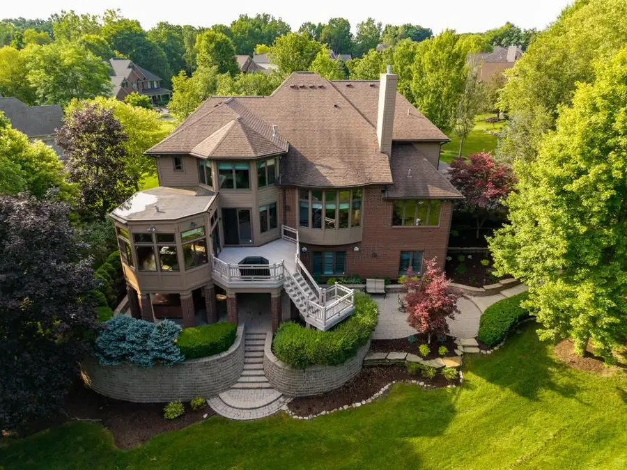 2141 Autumn Hill Drive, Ann Arbor, MI 48103 - #3