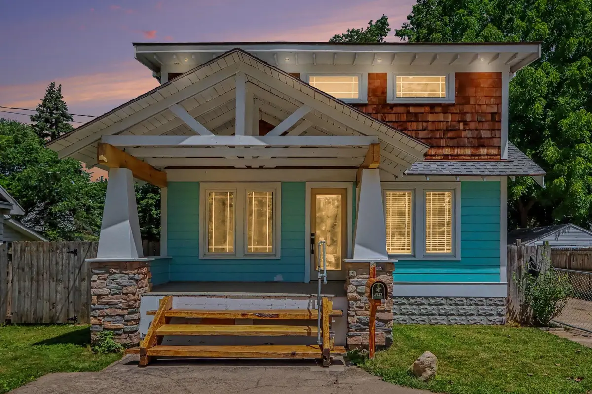 1227 E Cork Street, Kalamazoo, MI 49001 - #1