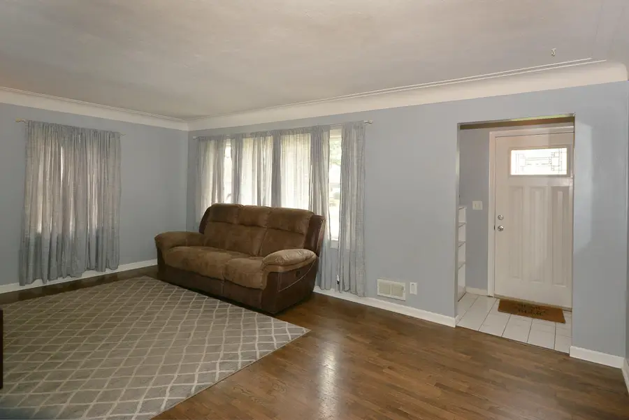 12867 Chapman Street, Vicksburg, MI 49097 - #3