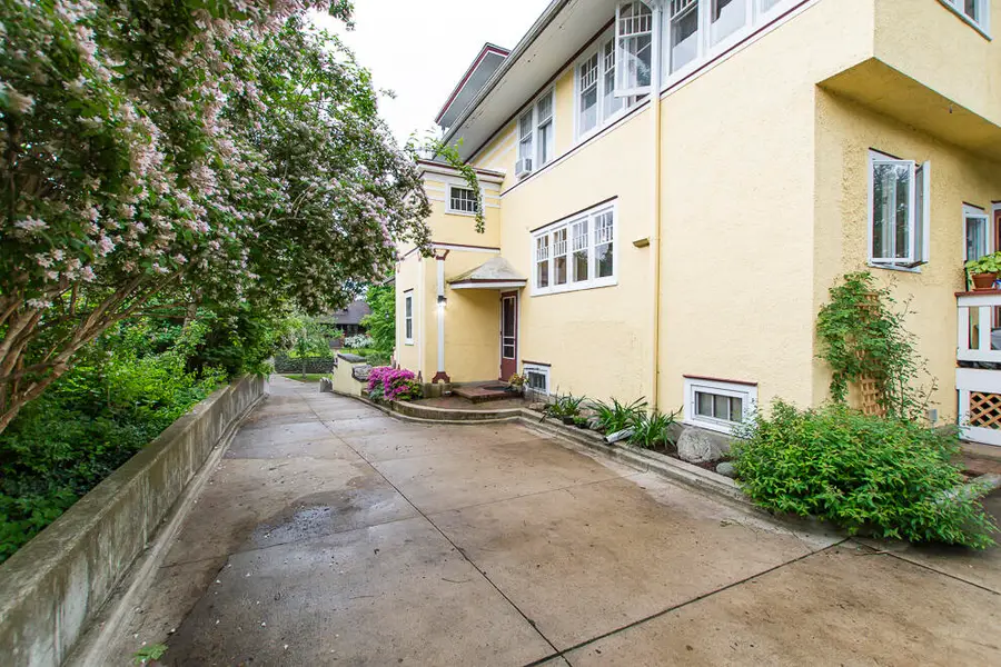 119 Prairie Avenue, Kalamazoo, MI 49006 - #2