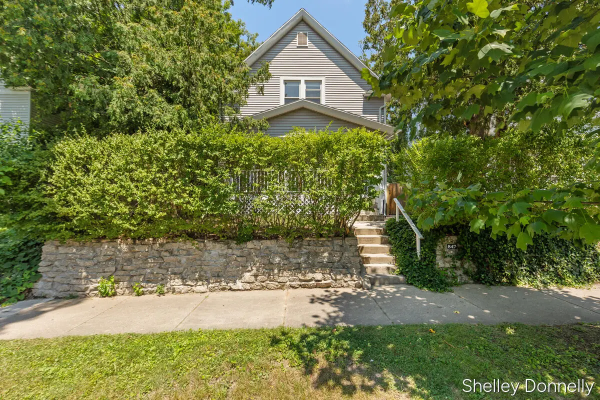847 Innes Street Ne, Grand Rapids, MI 49503 - #1