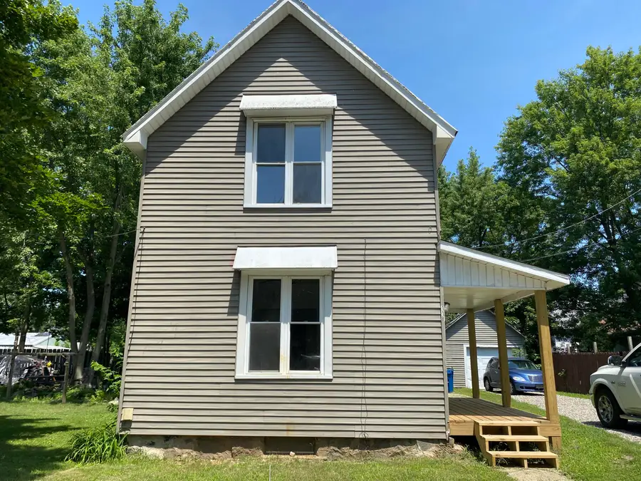 118 Peckham Street, Coldwater, MI 49036 - #2