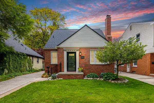 22845 Wellington Street, Dearborn, MI 48124